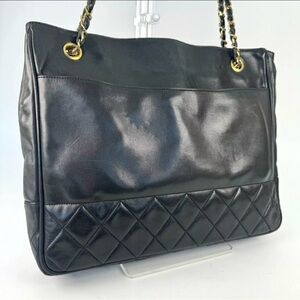 Authentic Chanel Matelasse Quilted Lambskin Chain Strap Shoulder Bag